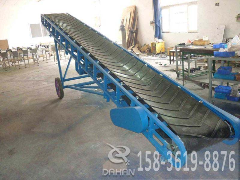 可（kě）移動式皮帶輸送機